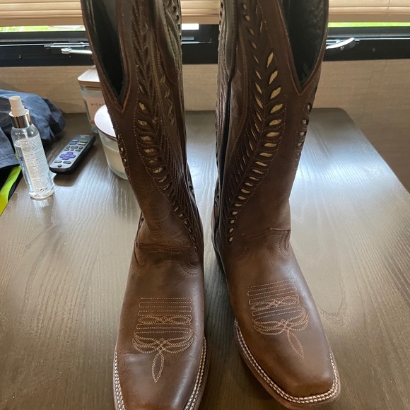 Cowboots - Picture 2 of 3